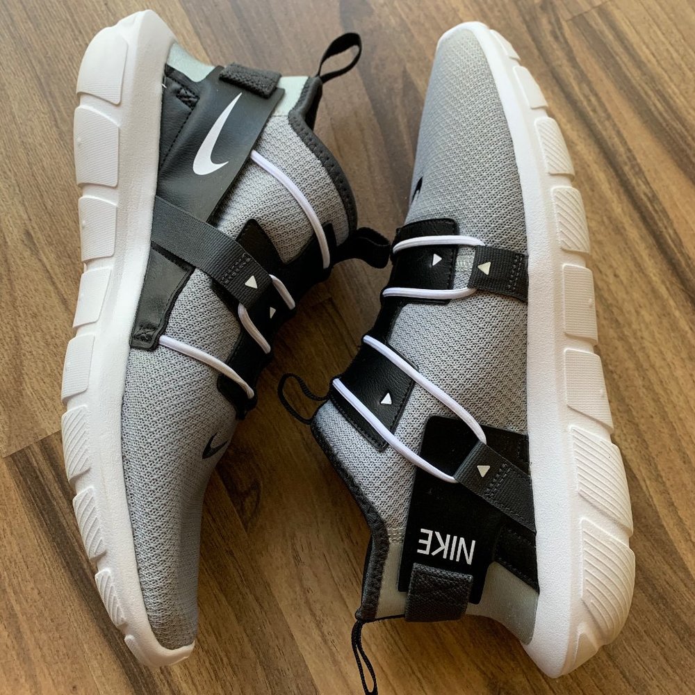 Nike Men’s Vortak Sneaker